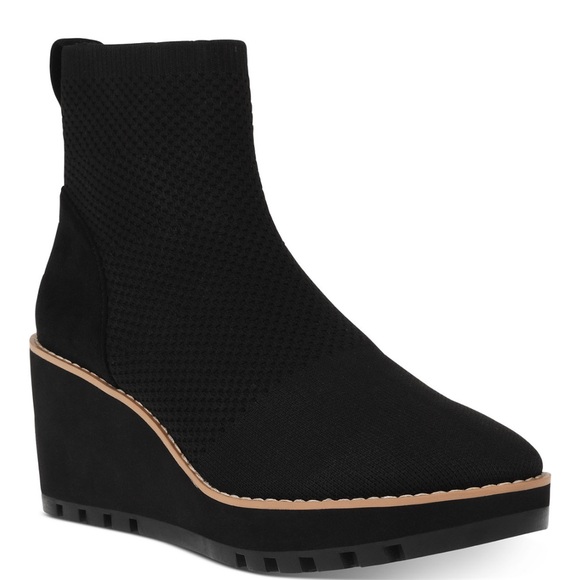 Anne Klein Black Ankle Boots - Picture 1 of 12